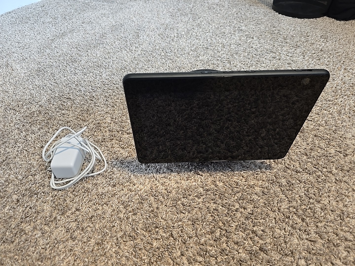 Amazon Echo Show 10 (3rd Gen.) Smart Speaker - Charcoal. Barely Used.