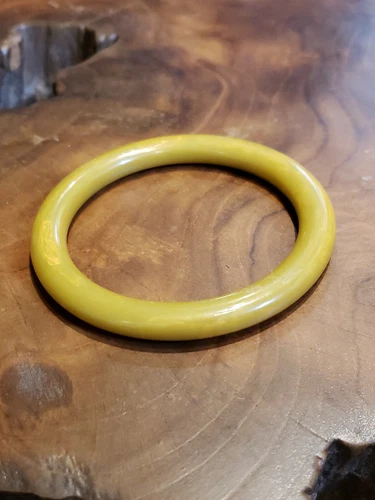 Vintage Jewelry Bakelite Bangle Bracelet Green Gorgeous Tested