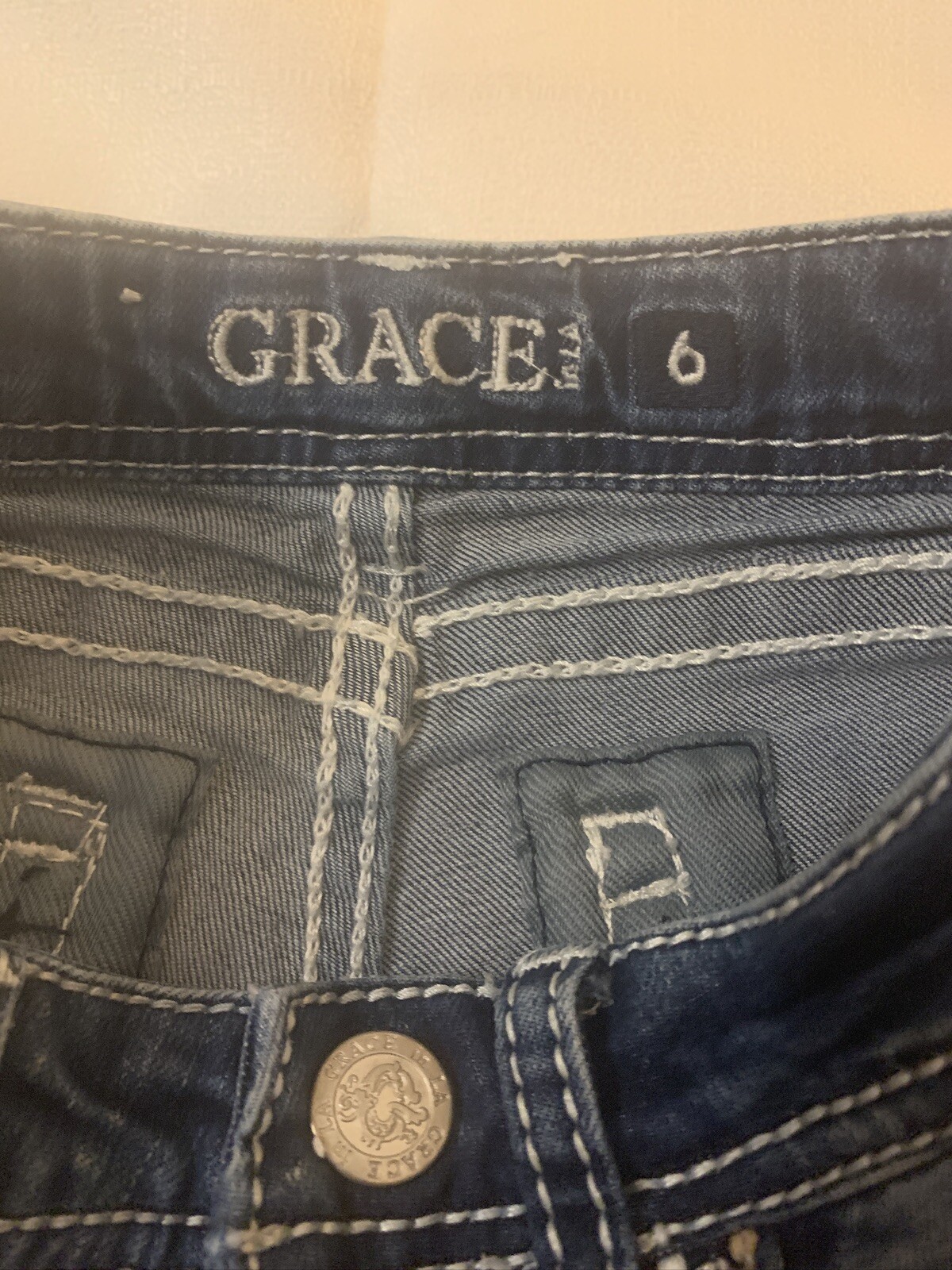 Picture 5 of 6