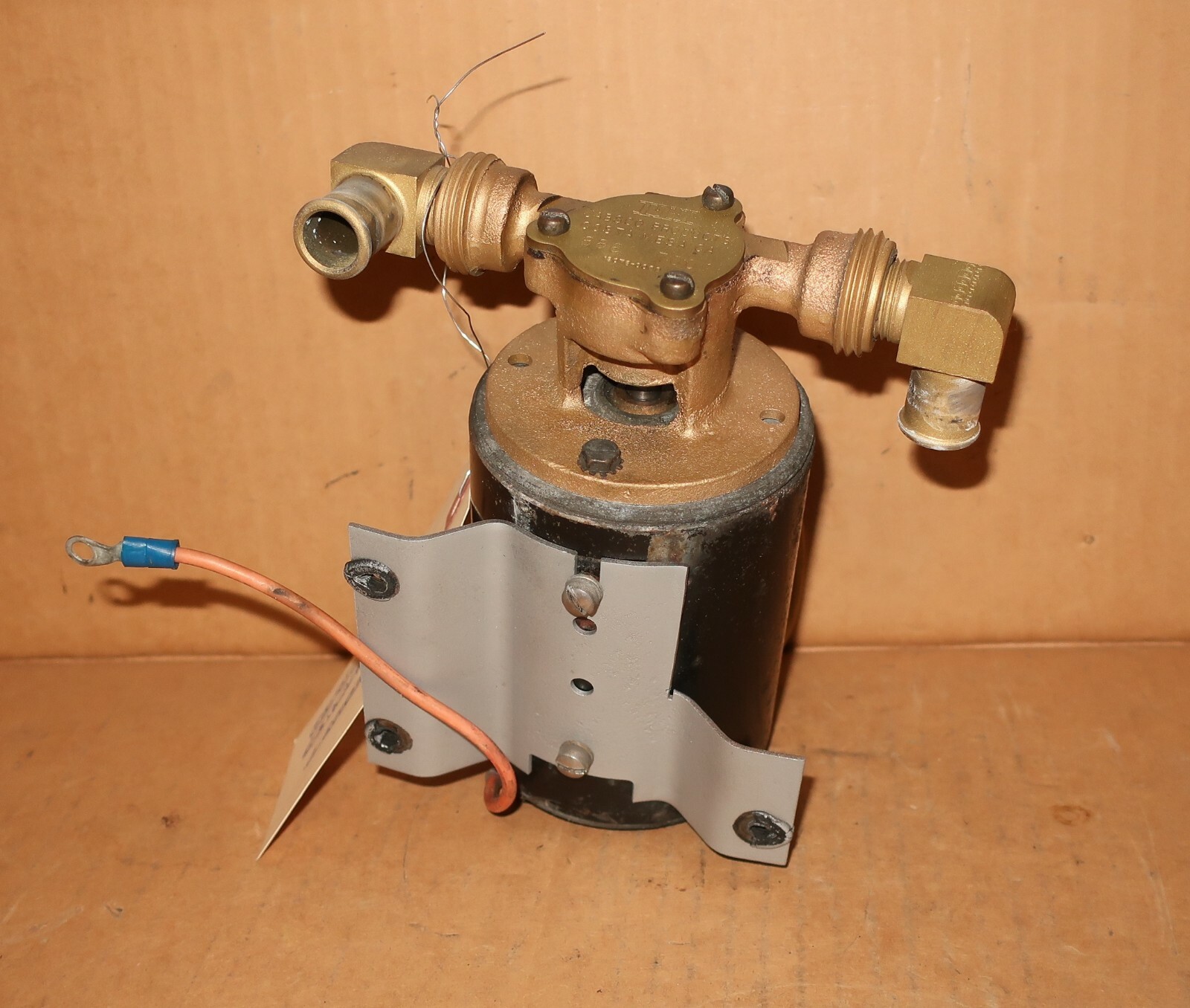 Maserati Biturbo Spearco Liquid Intercooler ELECTRIC CIRCULATING PUMP  Used 9975