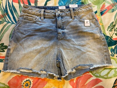 NEW Time & Tru Sz 4 High Rise Shorts Faded Blue Frayed Hem Inseam 4 Women Denim 