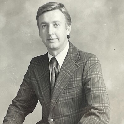 1M Photograph Headshot Portrait Handsome Man 1960-70's Black And White ID Photo