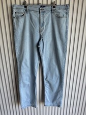 Cotton Traders Men’s Light Blue Jeans Waist Size 40 Great Condition