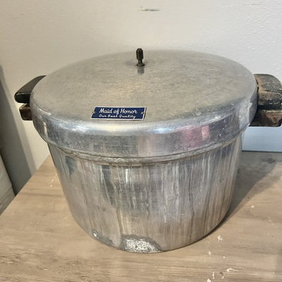 #ad Vintage Maid of Honor Pressure Canner 8 Qt Heavy Gauge Aluminum Pot 1950s AS IS $27.96