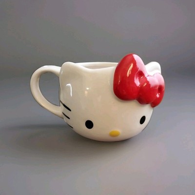 Hello Kitty Sanrio Sculpted Ceramic Coffee Soup Tea Mug 20 oz.  Red Bow 