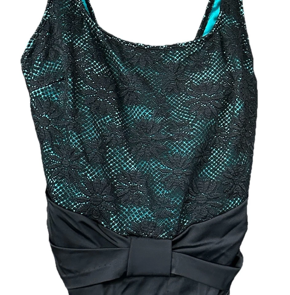 Longitude Womens Blue w/ Black Crochet Daisies Overlay One Piece Swimsuit Sz 12 - Image 2 of 4