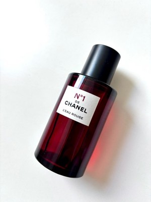 N°1 de CHANEL l'eau rouge