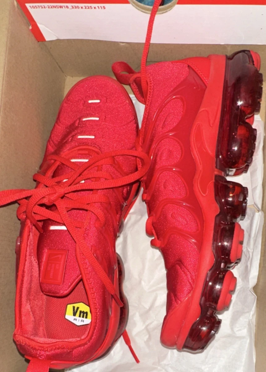 Nike Air Vapormax Plus Triple Red
University Red Mens Sz 7/5 used once with box Nike Air VaporMax Plus  main image 3