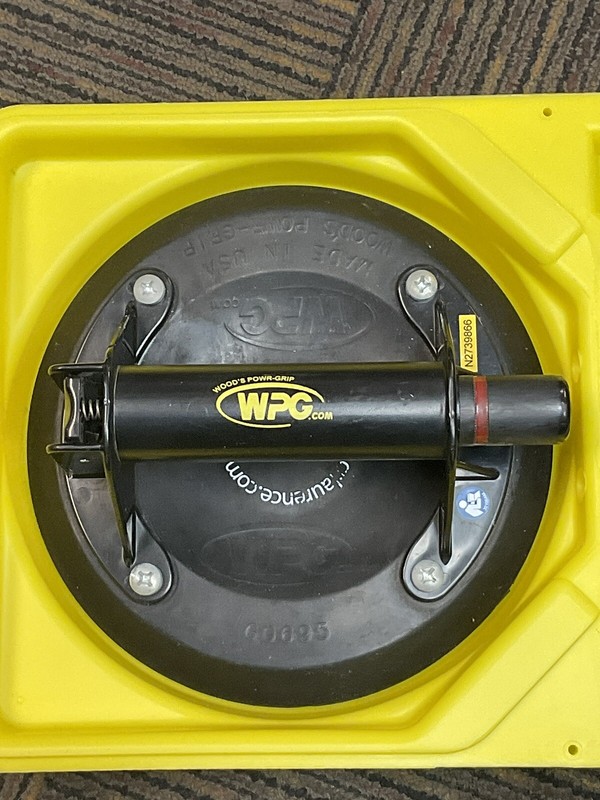 Woods Powr-Grip N4000 8" Suction Cup Lifter with Carrying Case, 125 Lb. lift Cap