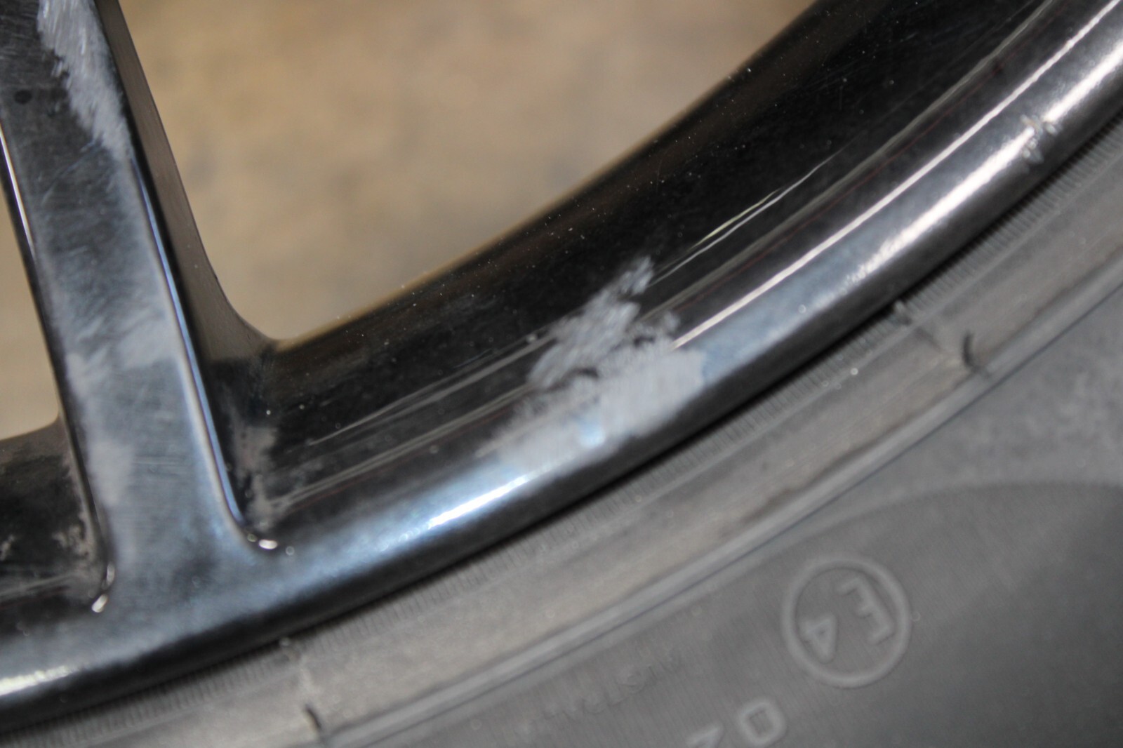 Maserati Granturismo, GranCabrio, Rear Wheel, Black, Used, P/N 82329805
