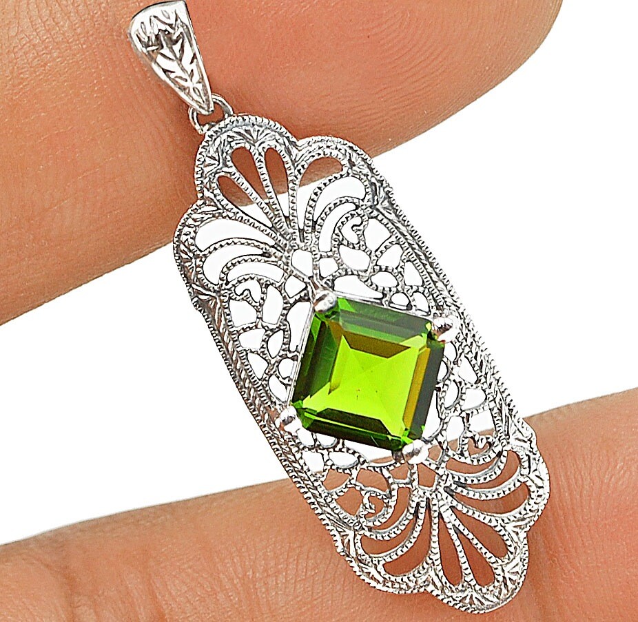 2CT Natural Peridot 925 Sterling Silver Victorian Style Pendant Jewelry AB1877