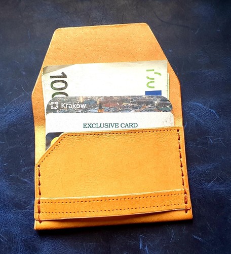 Elegant minimalist wallet in genuine leather. Handmade. Beige. - Picture 5 of 9