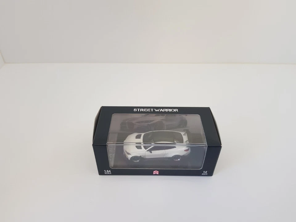 Street Warrior BMW M4 scala 1:64 Limited Edition 018 di 499 Pz. SW 1:64 - Immagine 4 di 4