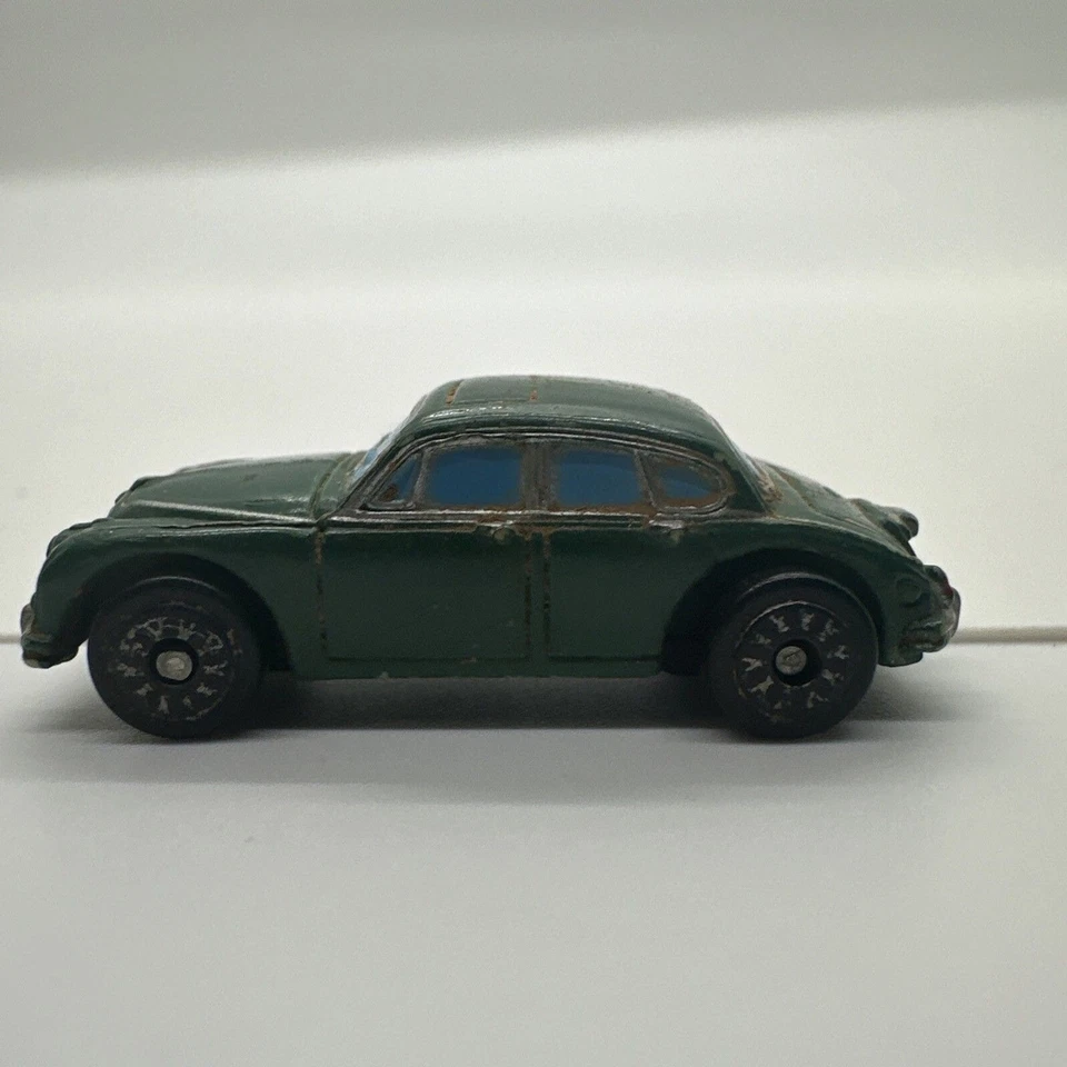 Vintage Micro Machines Jaguar MK II 3.8 Green LGTI 1996 - Image 4 of 4