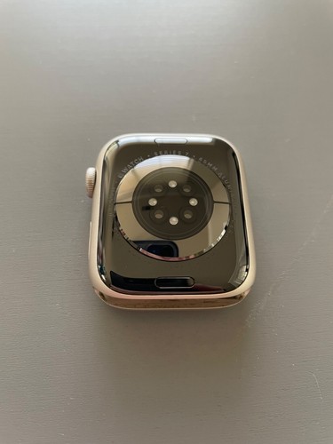 apple watch series 7 45mm starlight watch, with black fabric/canvas band - Picture 4 of 6