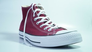 maroon chuck taylors high tops