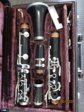 Artley Prelude 18S Clarinet with case. Made in USA