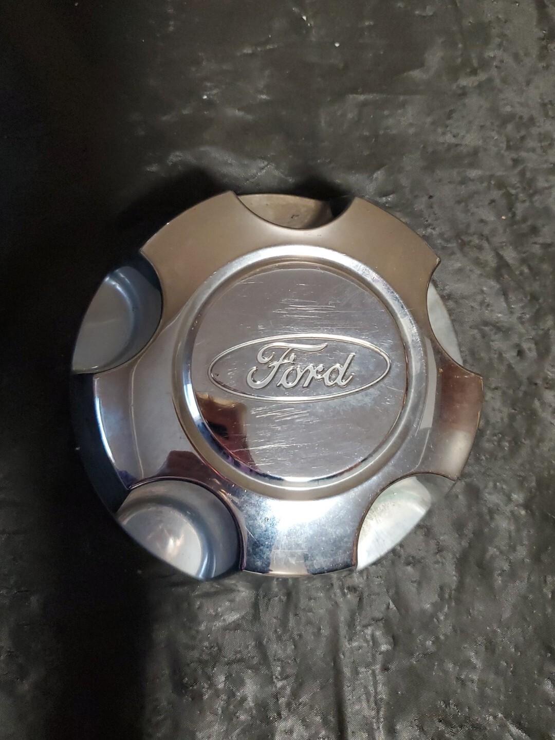 9804 Ford Ranger Explorer Crown Victoria Wheel Center Cap F87A1A096