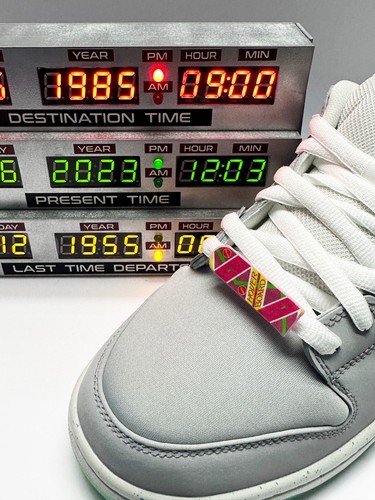 3D Printed BTTF Hoverboard Inspired Lacelocks - Picture 4 of 10