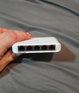 Ubiquiti Networks USW Flex Mini 5 Port Powered Gigabit Ethernet Switch