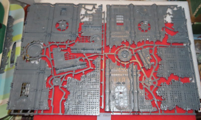 Games Workshop Battlezone Manufactorum Unterkloster und Lagerfane Warhammer