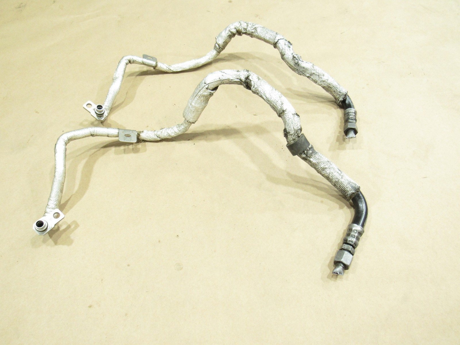 14-17 Audi R8 V10 2015 Oil Fluid Hose Pipe Line Tube Set 2 PCS ;:O