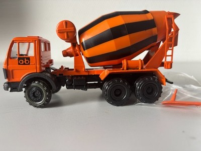 Mercedes Benz 3-Achser Betonmischer   a+b Beton   Conrad #3044 1:50