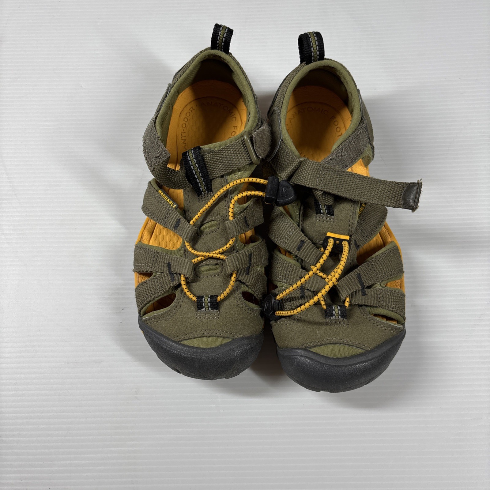 Sandali da pescatore grandi per bambini Keen verdi e gialli sportivi comodi taglia 2 Y