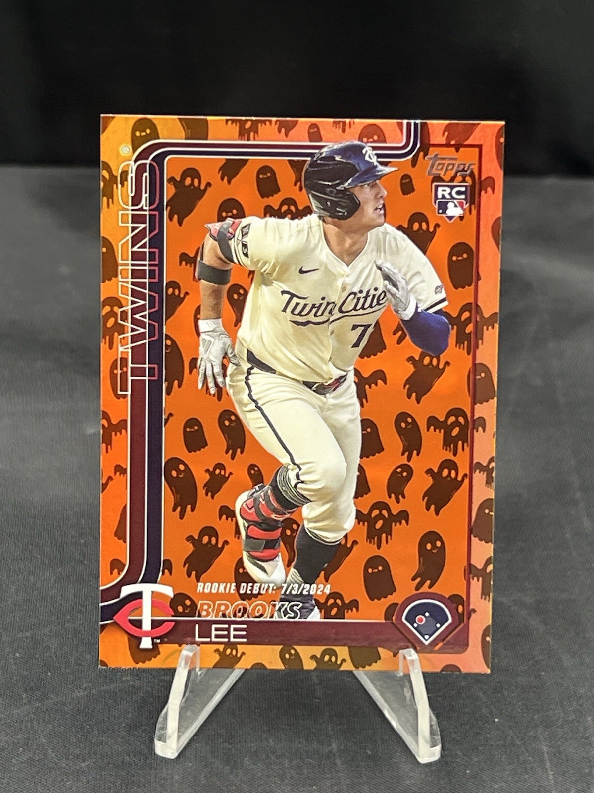 Brooks Lee Rookie 2025 Topps Update #US243 Holiday Ghost Foil Twins SP RC
