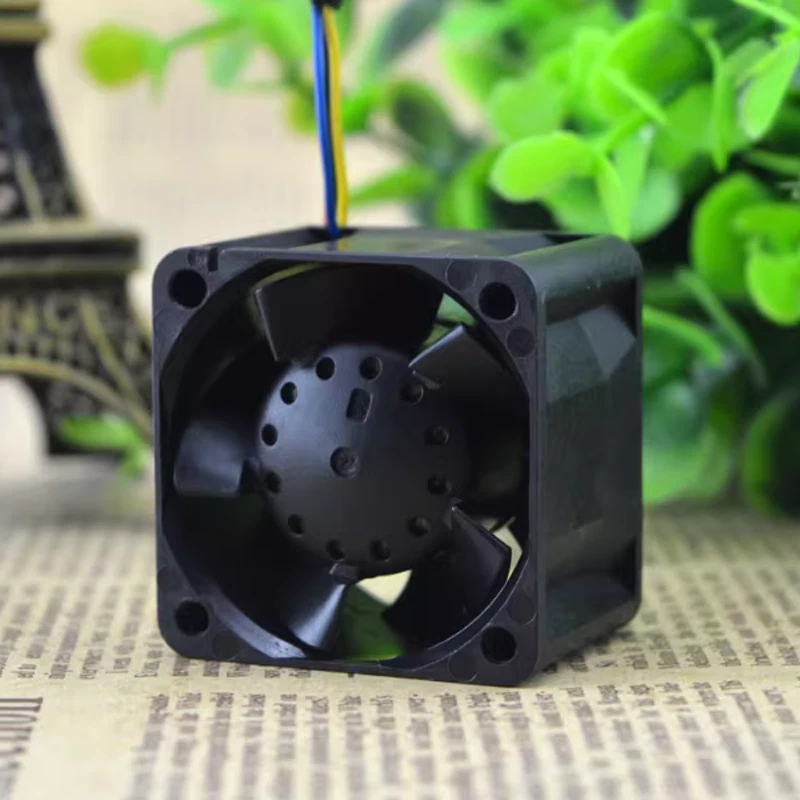 AVC DB04028B12U Cooling Fan 4028 DC12V 0.66A 4cm 4Pin PWM Server Fan - Image 4 of 4