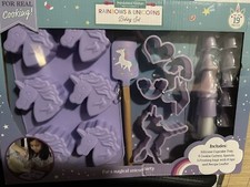 Unicorn  Rainbows Kids 19-Piece Unicorn Baking Set with Recipes