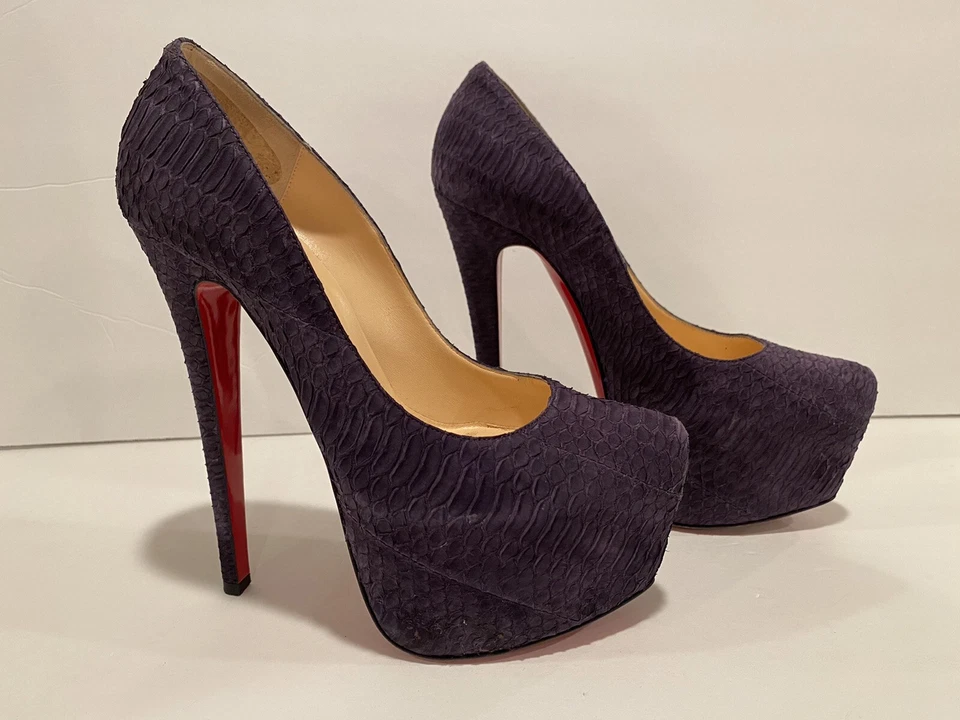 Christian Louboutin Narciso Daf Plataforma Bombas Tacones Gamuza Repujado Púrpura 36 Foto 3 de 4