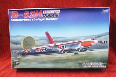 1:72 Modellbausatz Modelcollect UA72208 B-52H early type Stratofortress OVP