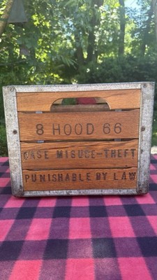 VINTAGE 8/66 HOOD DAIRY MILK BOTTLE DELIVERY BOX CRATE WOOD & METAL SUPER CLEAN