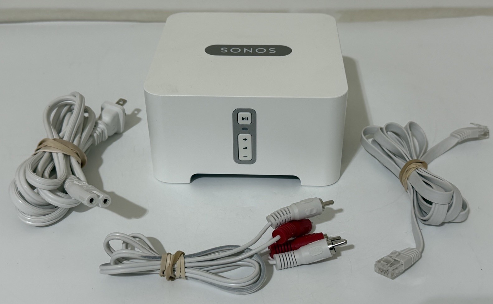 Sonos Model Connect Media Streamer White With Cables