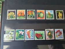 Grande série des pays d'expression française. Fleurs Tropicales.