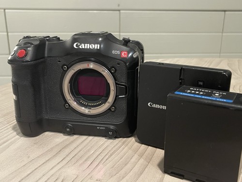Canon EOS C70 4K Cinema Digital Camera (WORKS BUT READ)