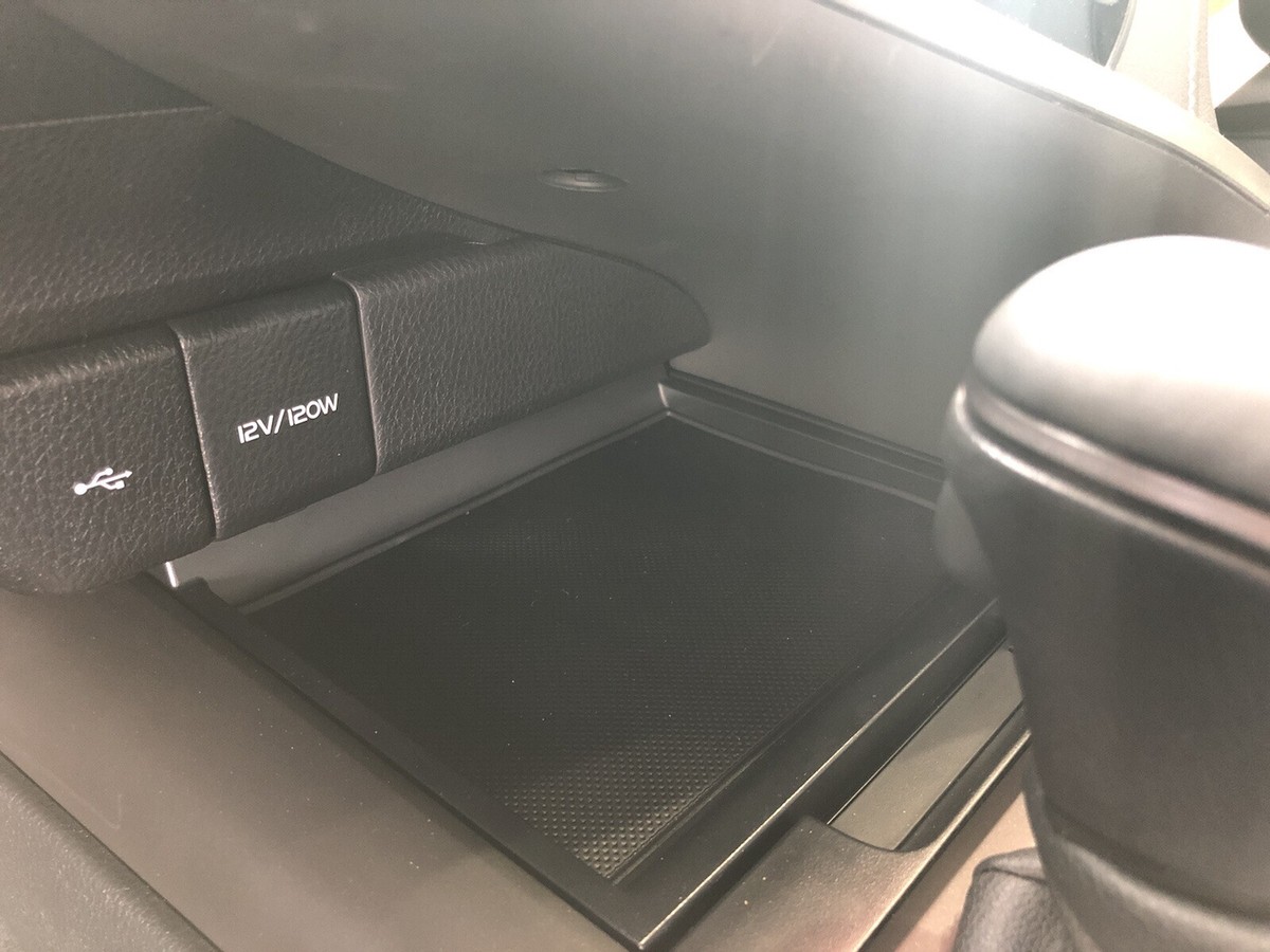 けいみー様　端材30mm 150×190cm 2018-2023 Toyota Camry Genuine OEM Compartment Box Mat 58916-06080
