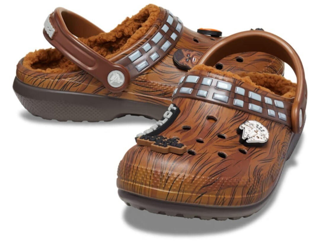 Crocs Star Wars Chewbacca Classic Fur Lined Clogs Espresso 208858