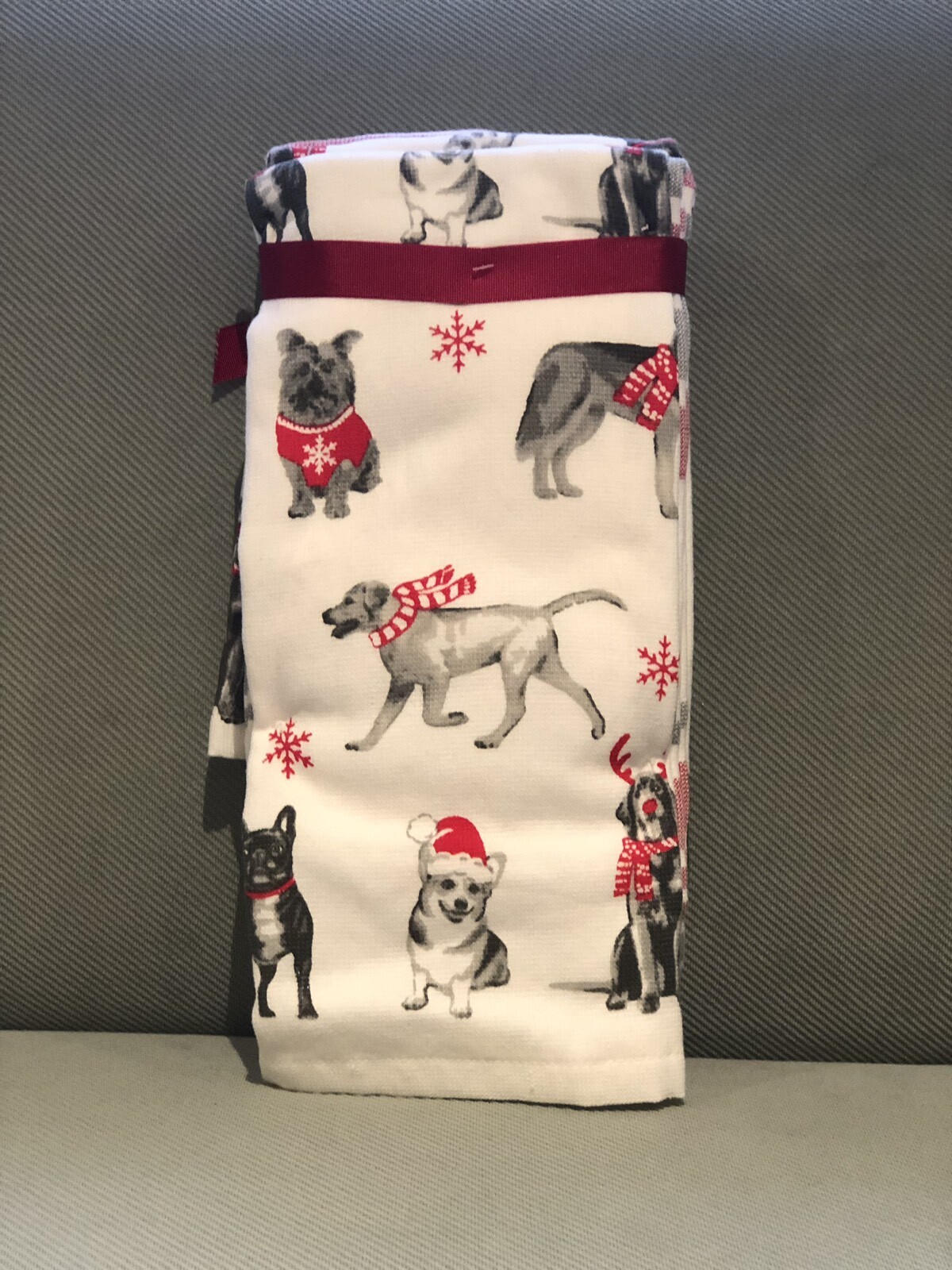 Casaba Christmas Dogs 5 Piece Kitchen Towel Set Holiday Kitchen Towels