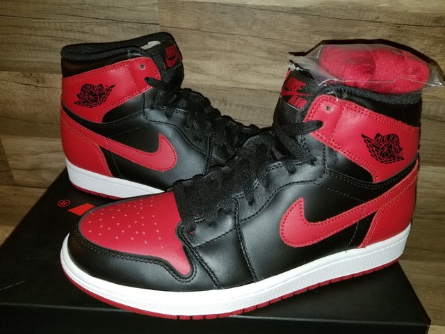 air jordan 1 retro high varsity red