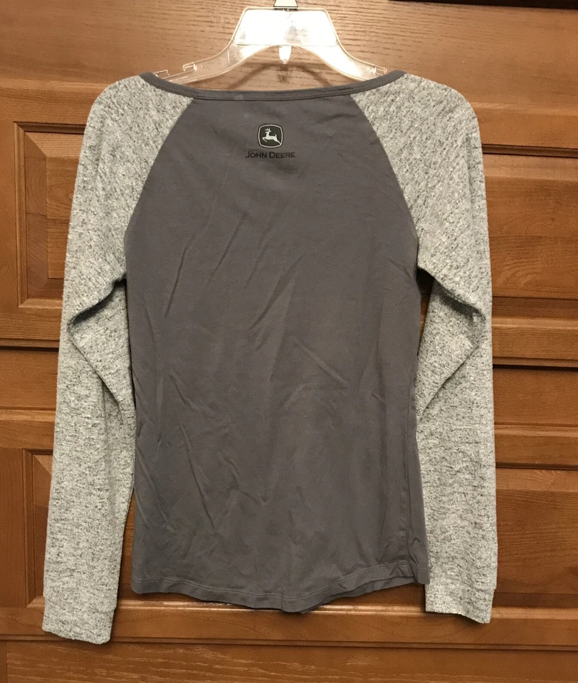 Camiseta John Deere PEQUEÑA L/S Raglán "Love Me Like Harvest Season" Top Gris 581 Foto 2 de 4