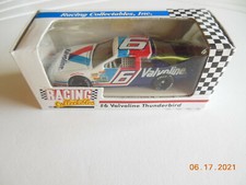 Mark Martin 6 Valvoline 1/64 1991 Nascar Diecast by Revell.