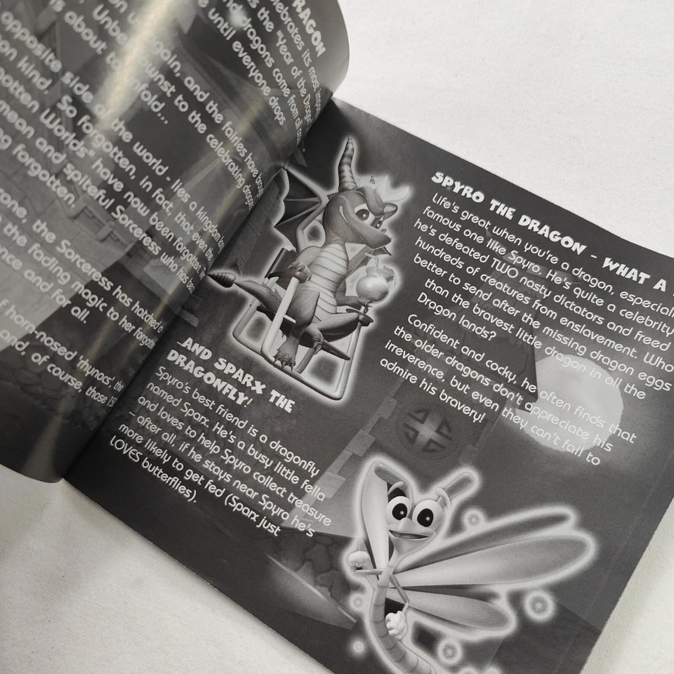 Spyro Year of the Dragon PlayStation 1 Game Manual Only ! PS1 Good Condition - Image 3 of 4
