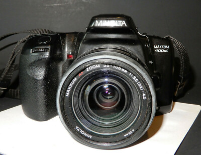 Minolta Maxxum 400si AF Auto Focus 35mm SLR camera Maxxum AF 35-105 Zoom  Lens