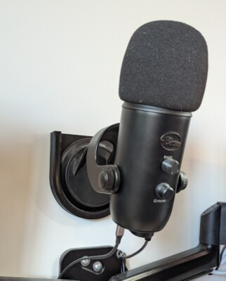 Blue Yeti Mikrofon-Wandhalterung - flaches Profil, robust, platzsparend