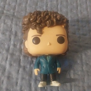 Funko Action Figure in Vinile Personaggio Maschile Capelli Ricci Giacca Blu