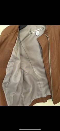 Chelsea and Violet leather jacket - Picture 8 of 11