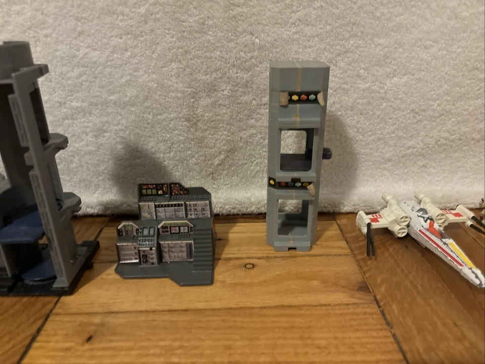 复古肯纳星球大战 1982 年微型收藏大量压铸玩偶和零件 — 第 4/4 张图片