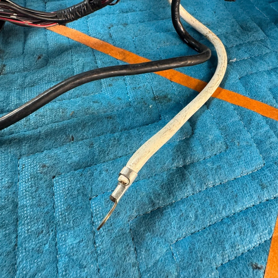 2000–2004 TOYOTA AVALON OEM Engine Wiring Harness - Image 3 of 4